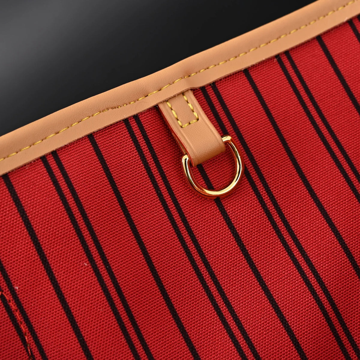 Louis Vuitton Neverfull MM Tote Bag Monogram Canvas Red Interior Shoulder